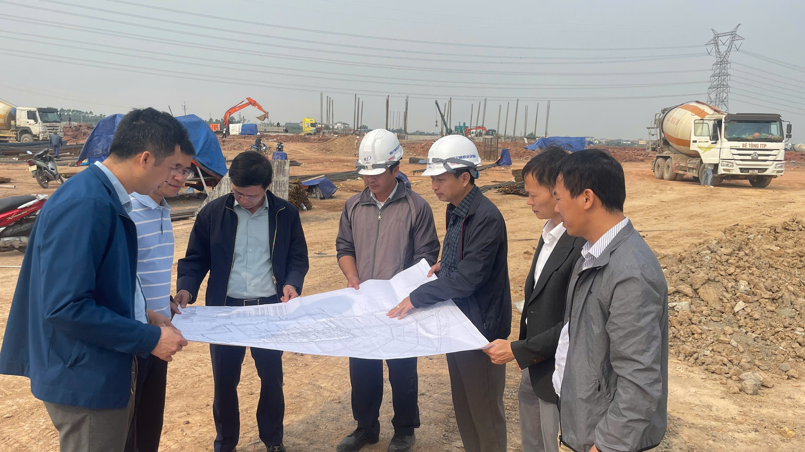 Đoàn công tác của Sở Công Thương kiểm tra thực địa dự án