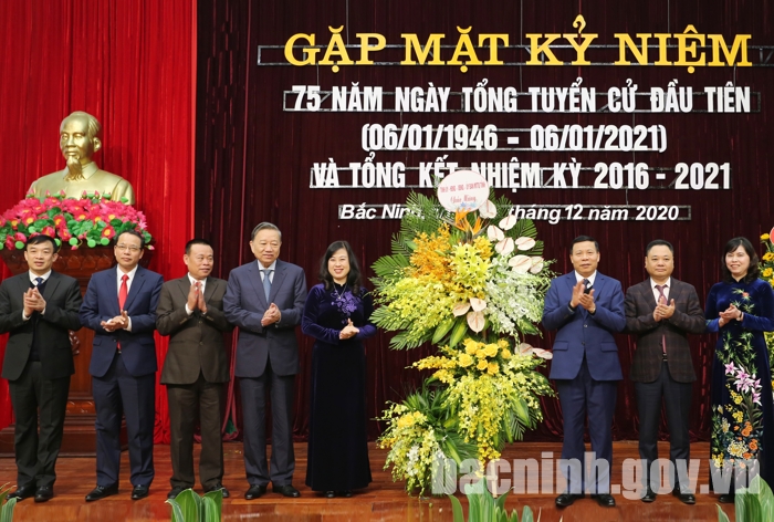 Đoàn ĐBQH tỉnh kỷ niệm 75 năm ngày Tổng tuyển cử đầu tiên và tổng kết nhiệm kỳ 2016 -2021
