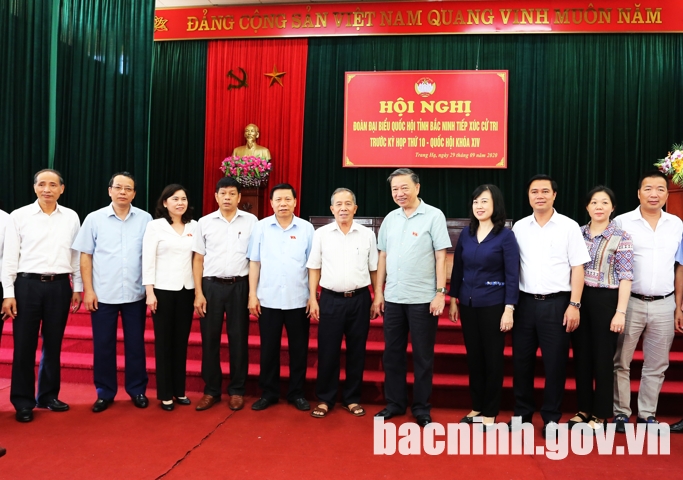Bộ trưởng Tô Lâm tiếp xúc cử tri phường Trang Hạ, thị xã Từ Sơn