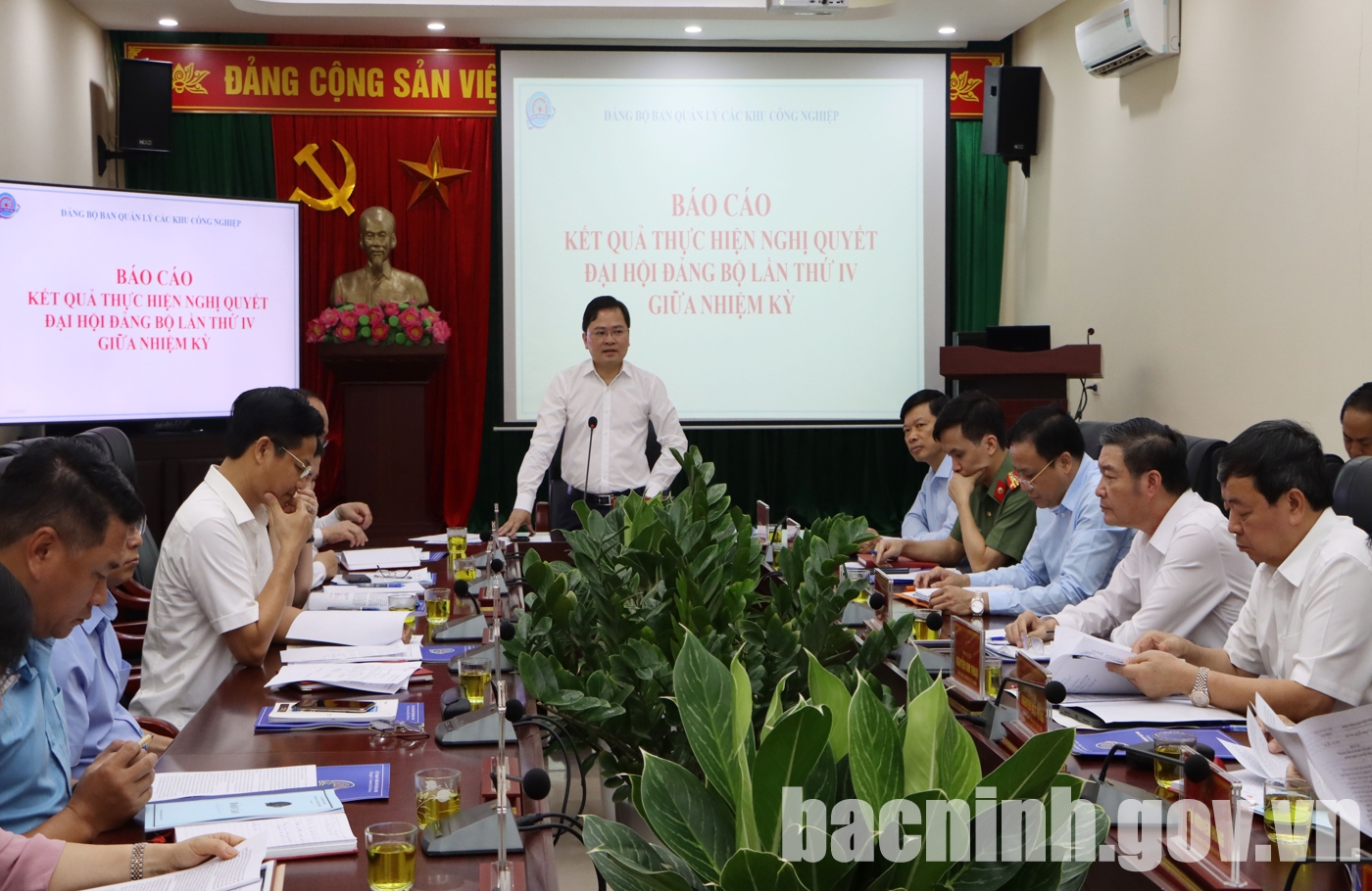 Bí thư Tỉnh ủy làm việc với Ban Quản lý các KCN Bắc Ninh