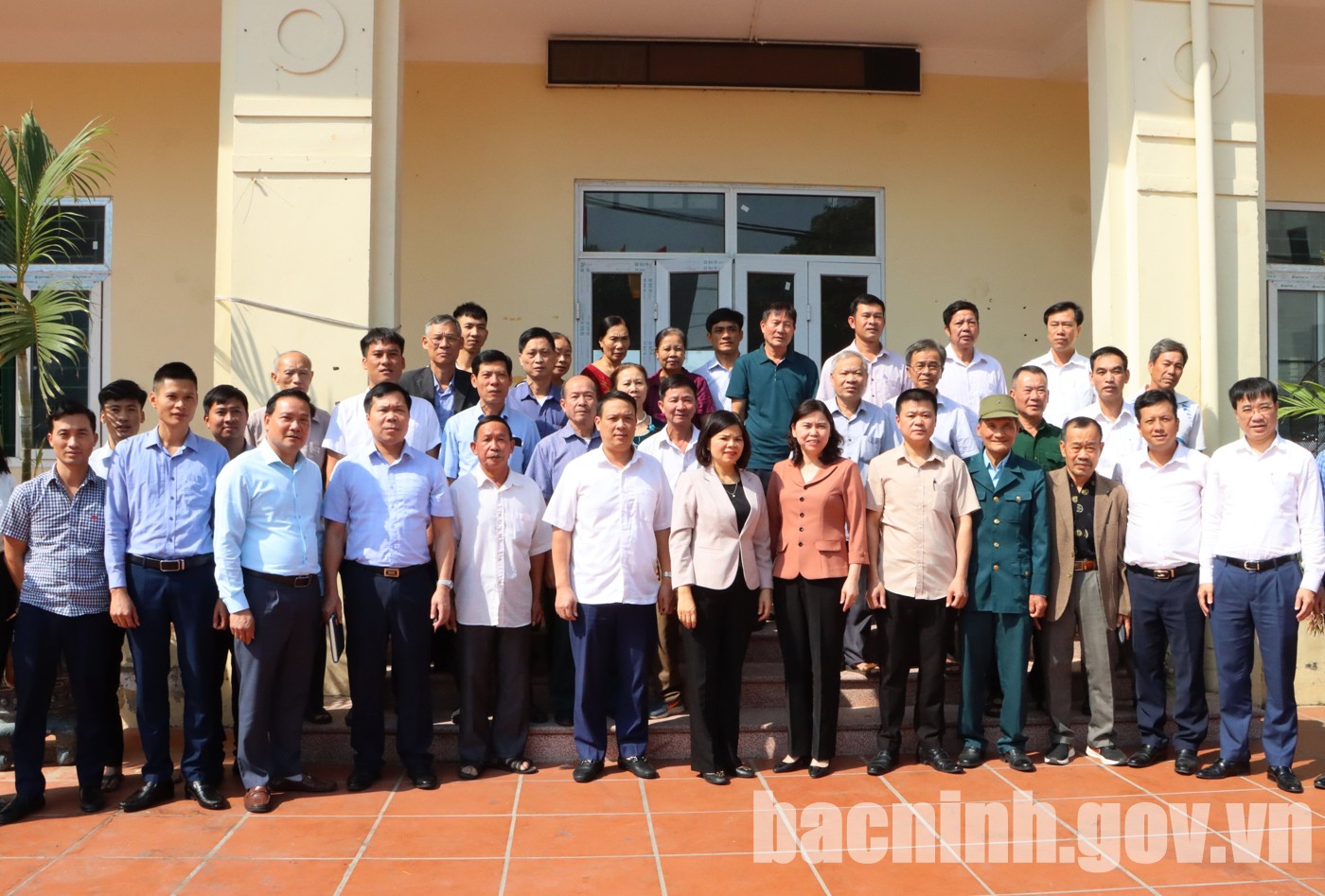 Chủ tịch UBND tỉnh Bắc Ninh dự sinh hoạt Đảng tại Chi bộ thôn Phú Mỹ, xã Đình Tổ, huyện Thuận Thành