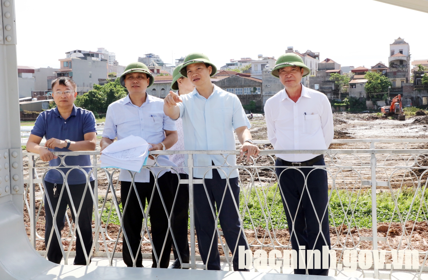 Chủ tịch UBND tỉnh kiểm tra đột xuất một số công trình trên địa bàn thành phố Bắc Ninh