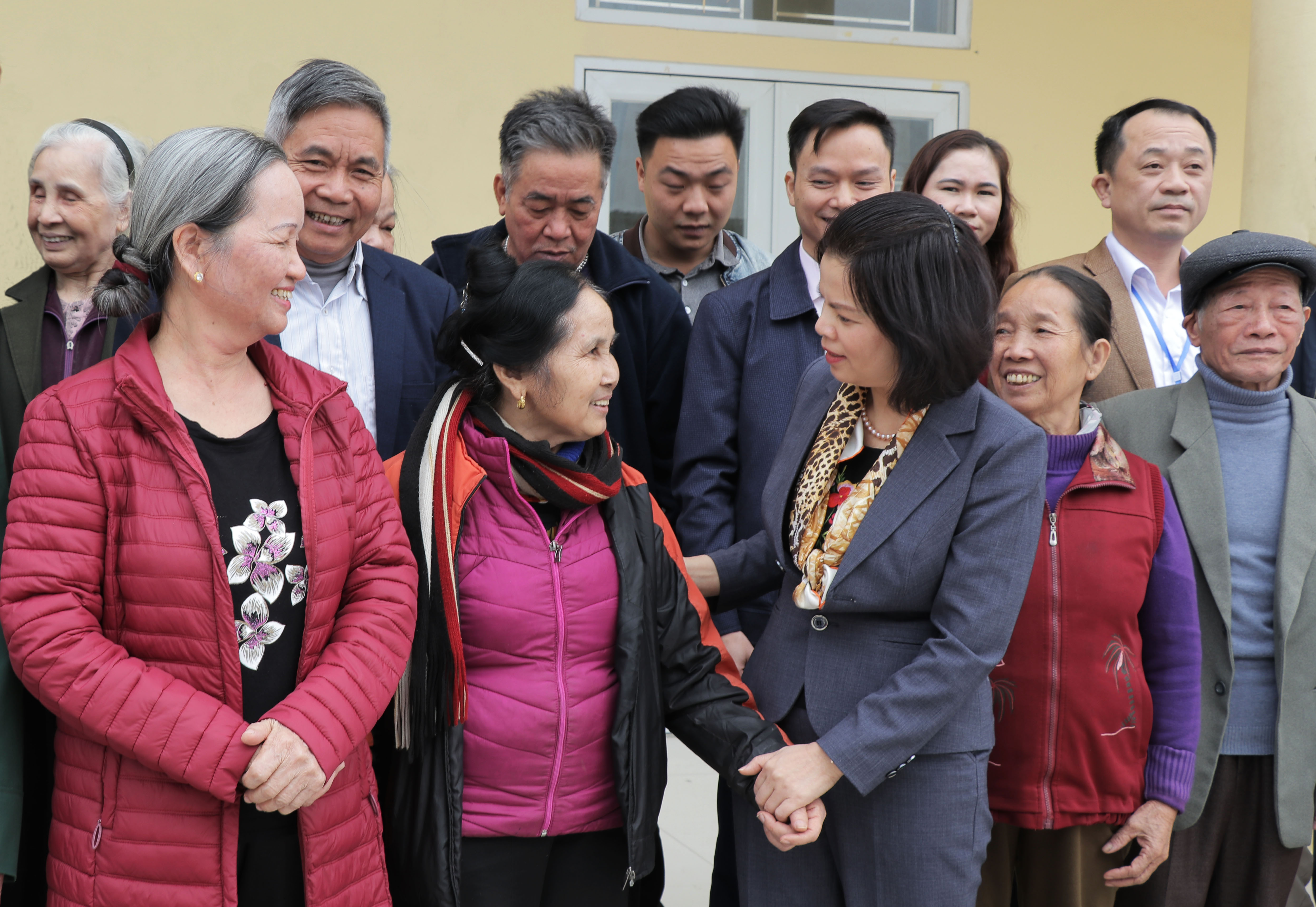 Chủ tịch UBND tỉnh dự sinh hoạt Chi bộ tại huyện Yên Phong