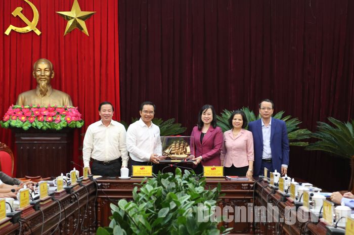 Đoàn công tác tỉnh Long An thăm và làm việc tại Bắc Ninh