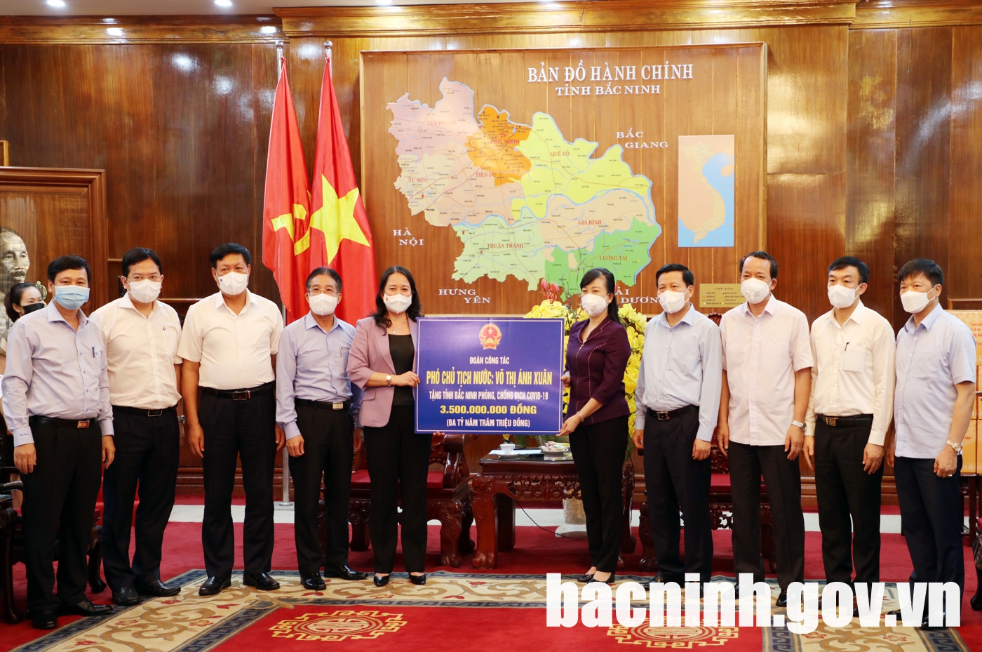 Phó Chủ tịch nước thăm, động viên công tác phòng, chống dịch tại Bắc Ninh