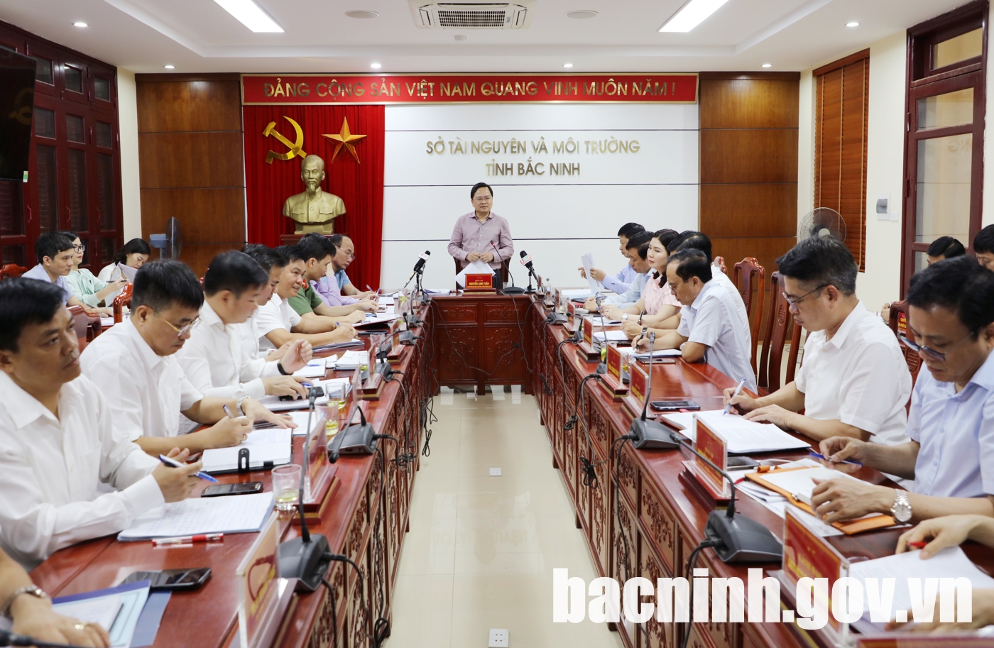 Bí thư Tỉnh ủy Nguyễn Anh Tuấn làm việc với Sở Tài nguyên và Môi trường