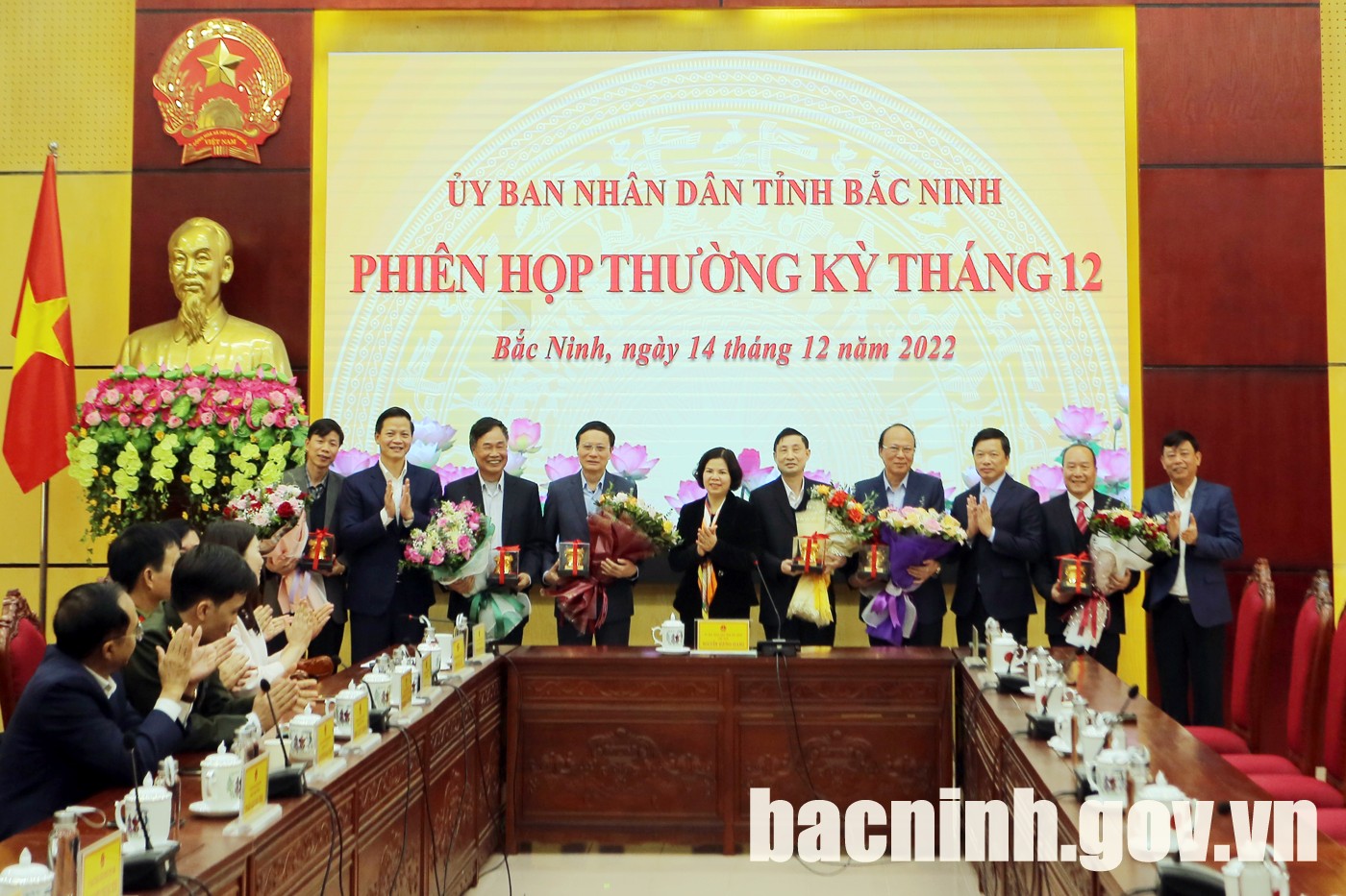 UBND tỉnh Bắc Ninh gặp mặt, chia tay cán bộ lãnh đạo nghỉ hưu theo chế độ