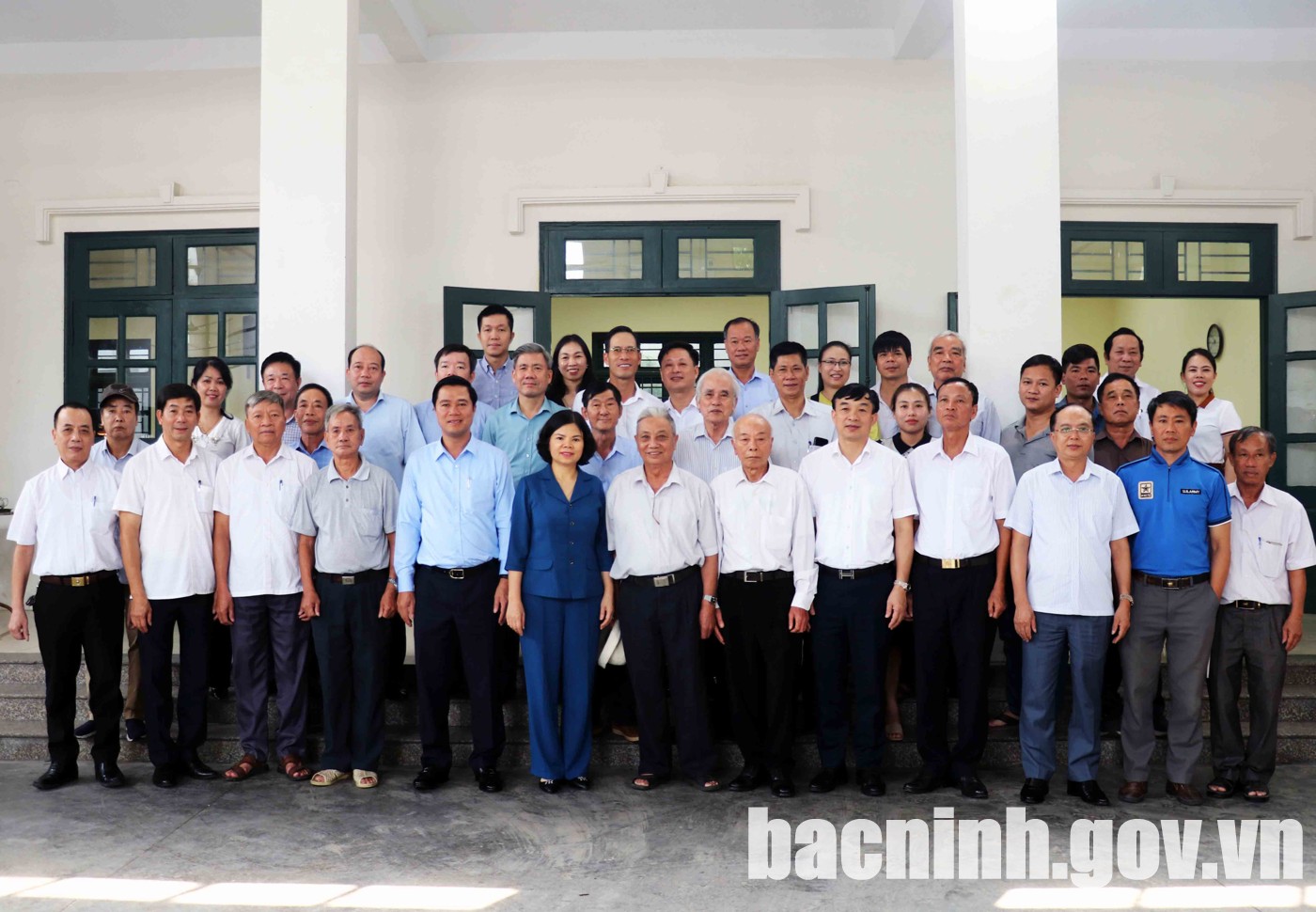 Chủ tịch UBND tỉnh dự sinh hoạt Chi bộ khu phố Thượng, phường Đình Bảng