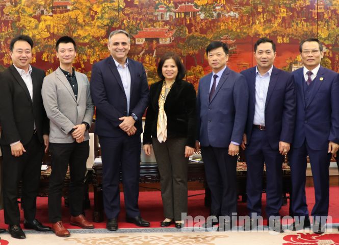 Chủ tịch UBND tỉnh tiếp và làm việc với Tập đoàn Central Retail tại Việt Nam