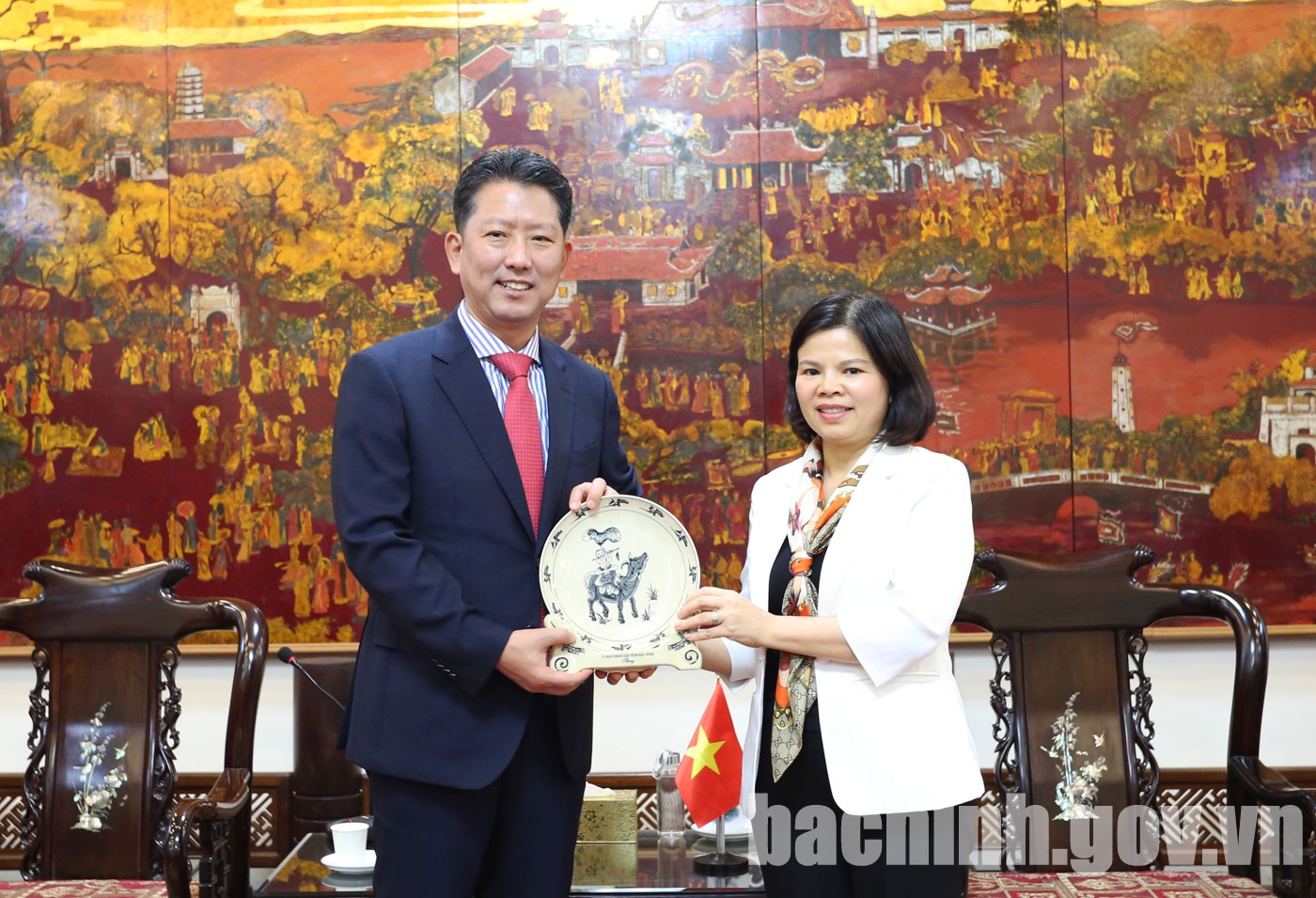 Chủ tịch UBND tỉnh Bắc Ninh tiếp Đoàn đại biểu thành phố Gumi, Hàn Quốc