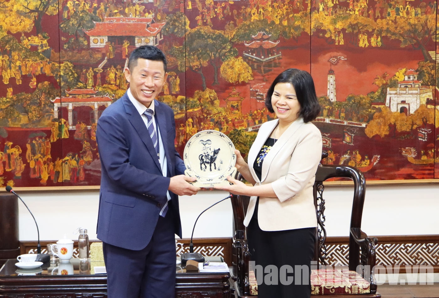 Chủ tịch UBND tỉnh Bắc Ninh tiếp Đoàn công tác của Đại sứ quán Hàn Quốc tại Việt Nam