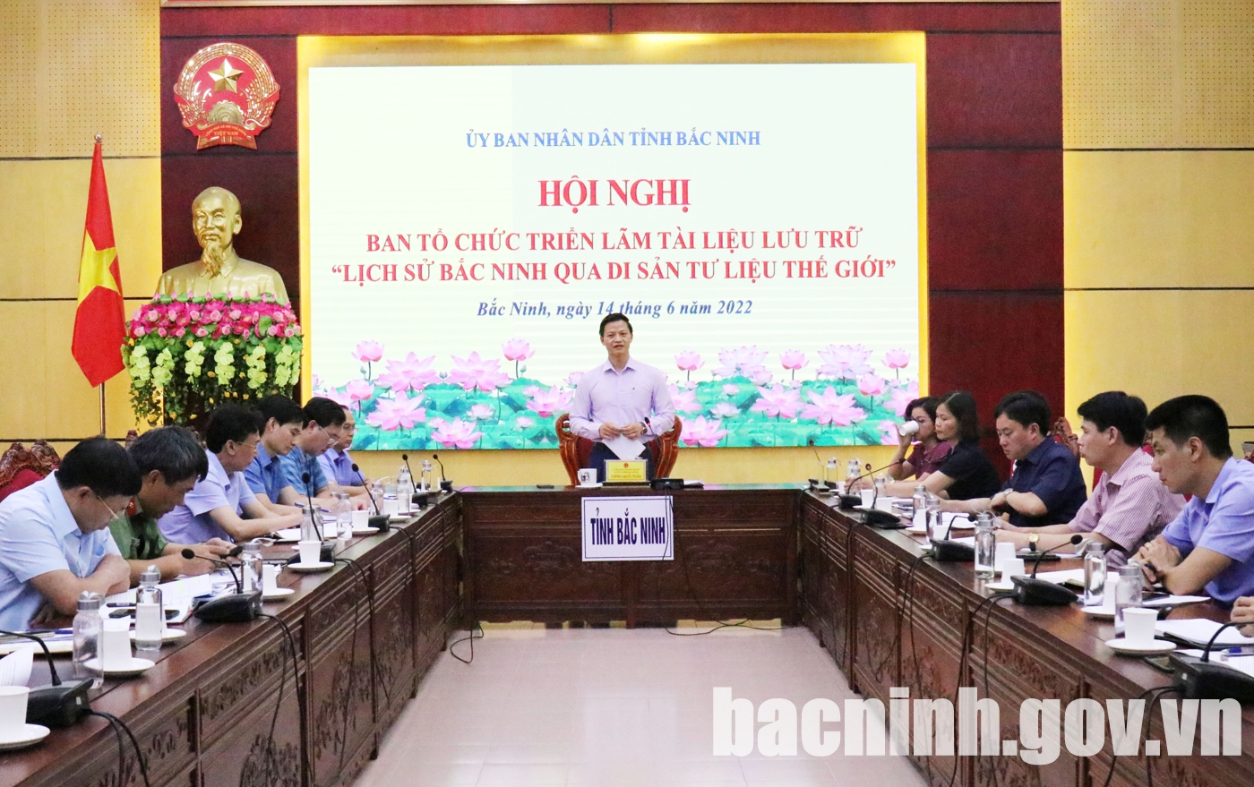 Hội nghị Ban Tổ chức triển lãm tài liệu lưu trữ “Lịch sử Bắc Ninh qua di sản tư liệu thế giới”