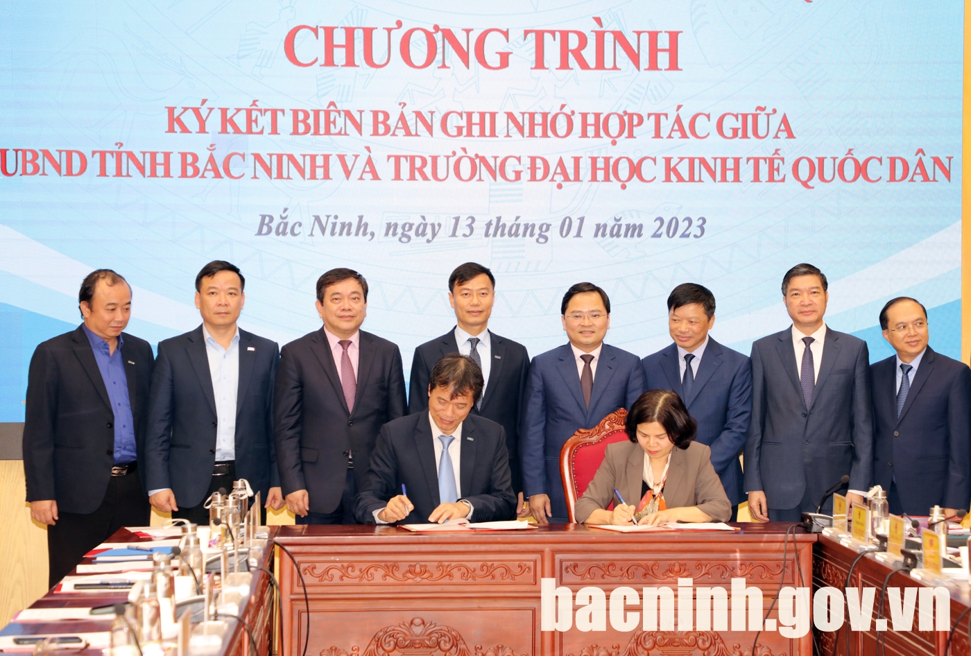 UBND tỉnh Bắc Ninh và Trường Đại học Kinh tế Quốc dân ký kết Biên bản ghi nhớ hợp tác