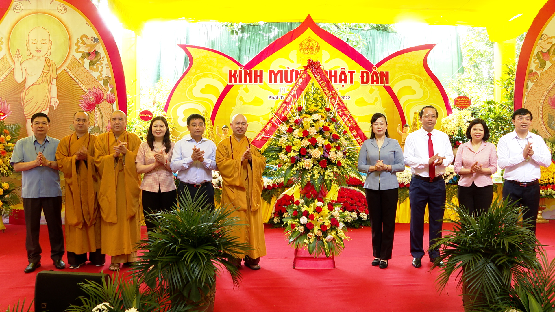 Lãnh đạo tỉnh Bắc Ninh dự Đại lễ Phật đản 2022 tại chùa Phật Tích
