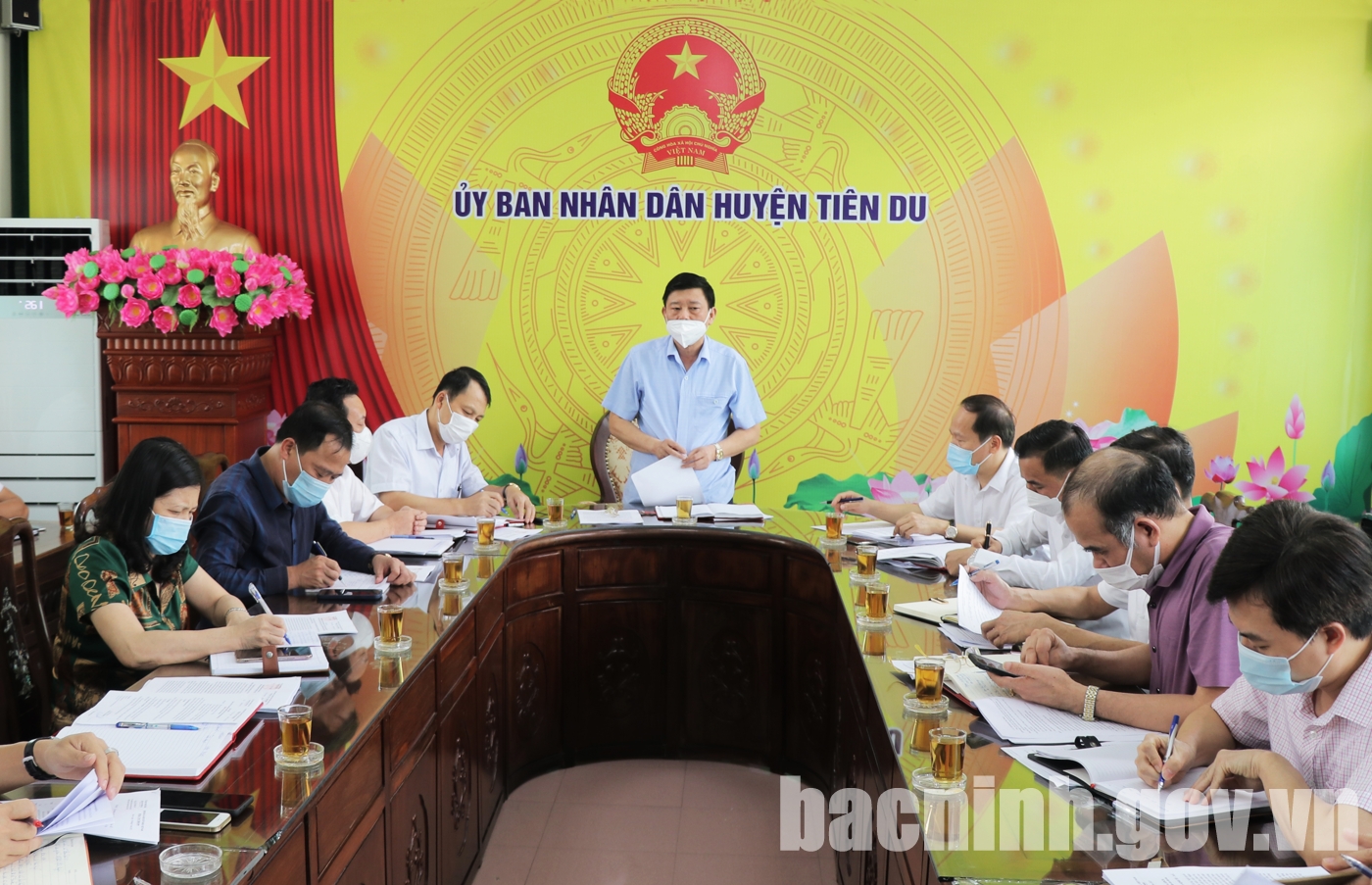 Phó Chủ tịch UBND tỉnh Ngô Tân Phượng làm việc với huyện Tiên Du