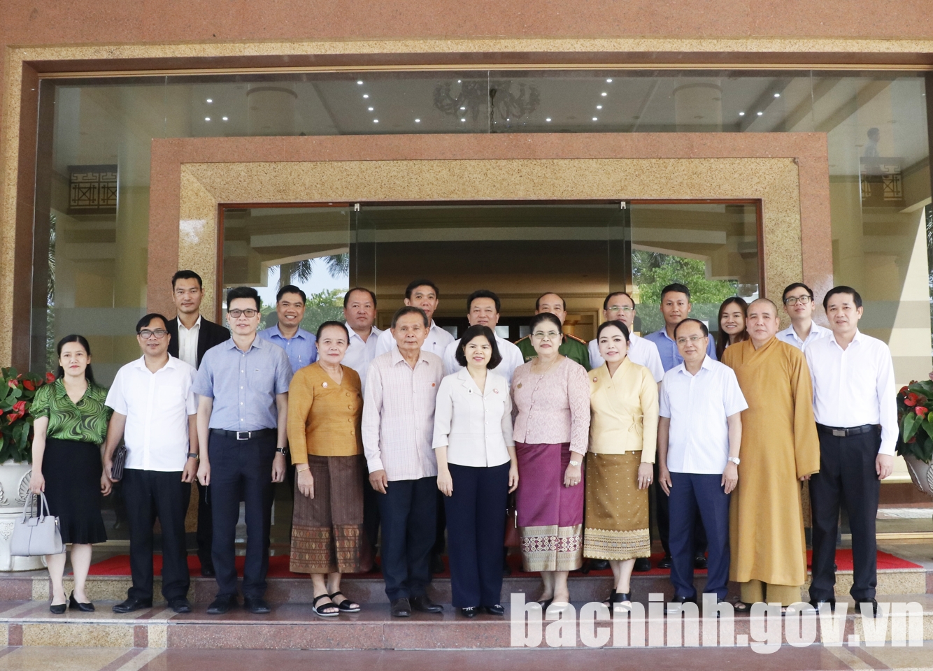 Chủ tịch UBND tỉnh Bắc Ninh tiếp Phó Chủ tịch UBTƯ Mặt trận Lào Xây dựng đất nước