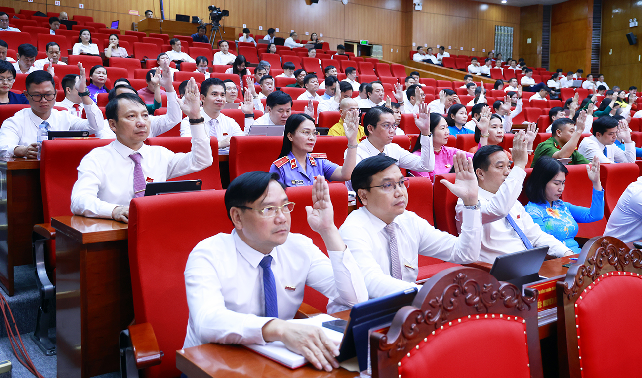 Bế mạc Kỳ họp thứ 6 HĐND tỉnh Bắc Ninh khóa XX - Thông qua 41 nghị quyết, tạo động lực phát triển mới