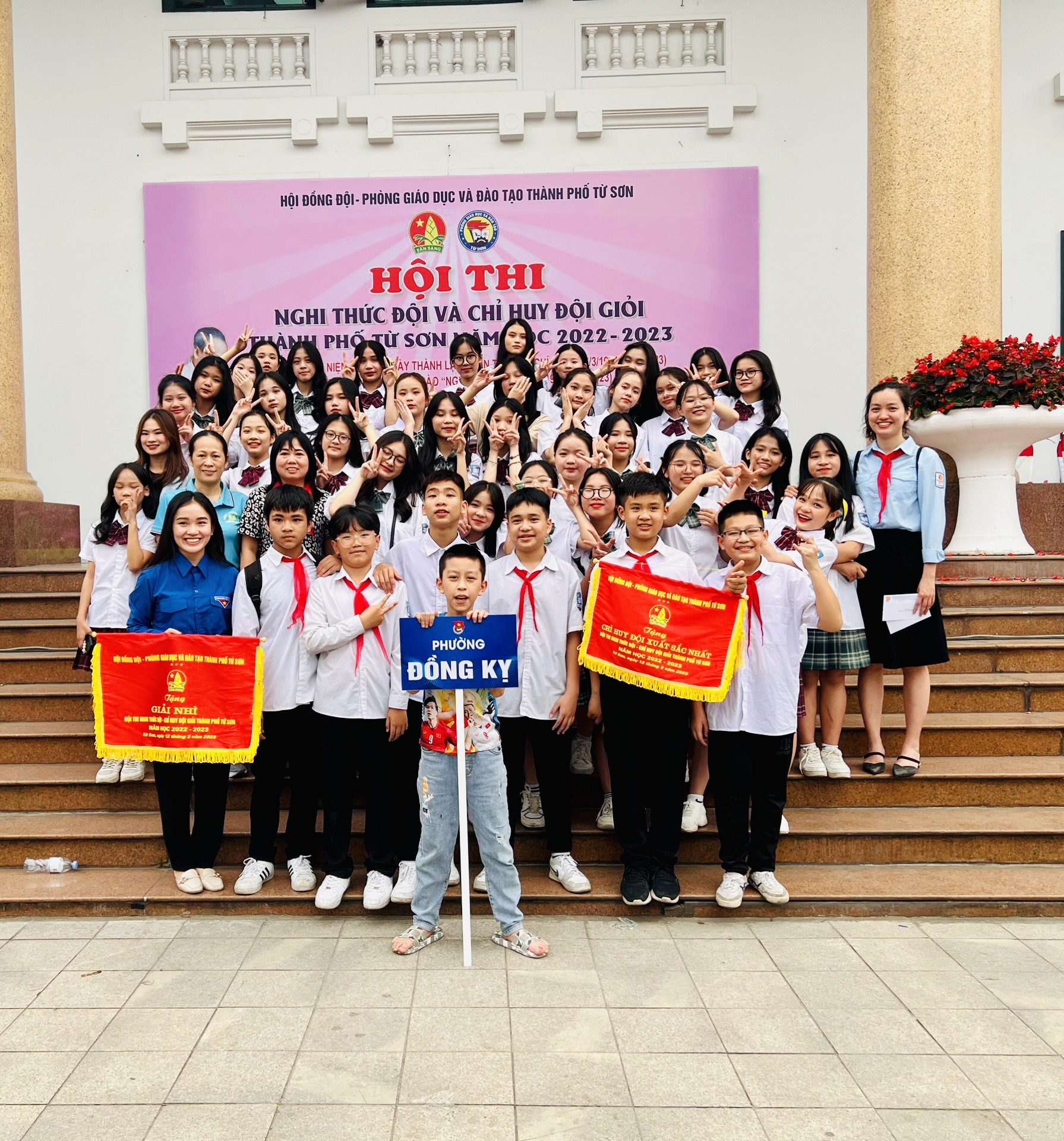 Tham gia Hội thi “Nghi thức đội và Chỉ huy đội giỏi” thành phố Từ Sơn năm học 2022-2023