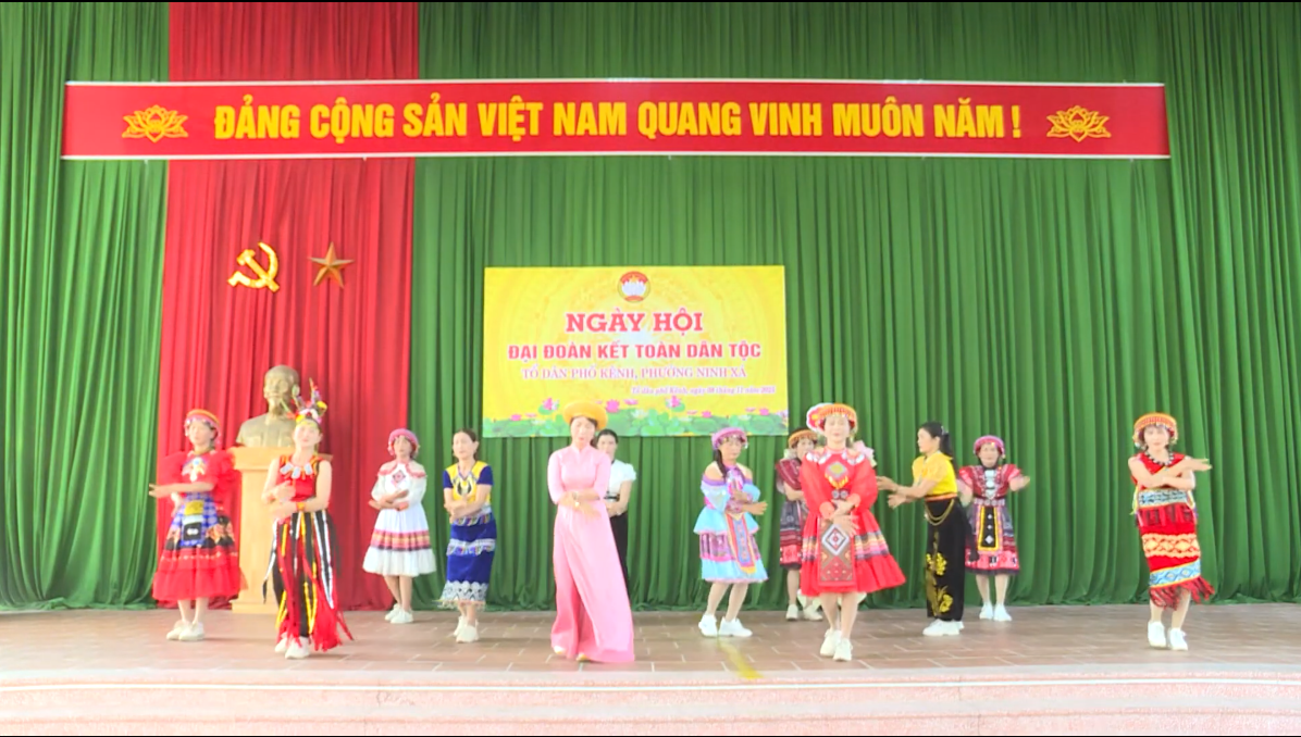 Tin Ngày Hội Đại Đoàn Kết khu phố Kênh.mp4